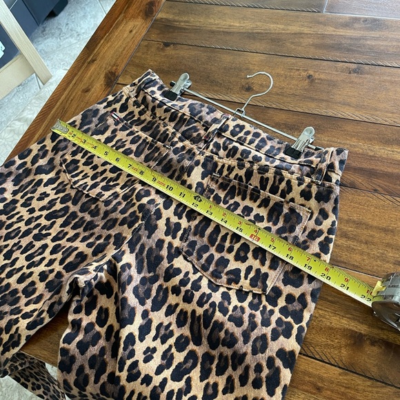Alice + Olivia Leopard animal print high rise wide leg full length Jean size 30 - Picture 13 of 16